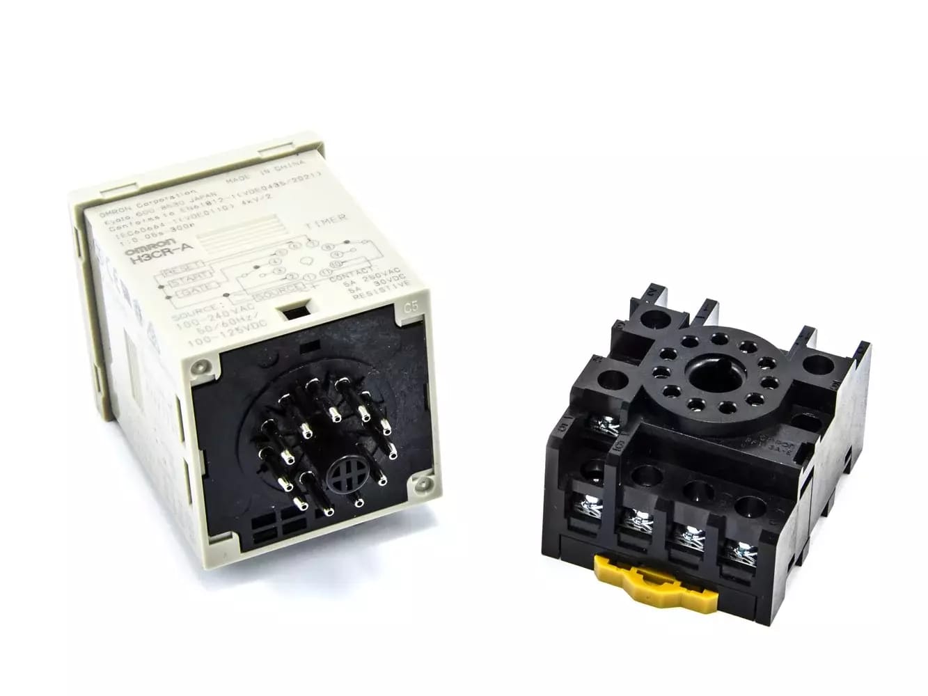 Zeitrelais OMRON H3CR-A 240AC/100-125DC 0,05s - 300h – 2