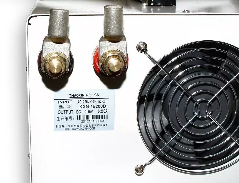 Labornetzgerät KXN-15200D 0-15V/200A – 2