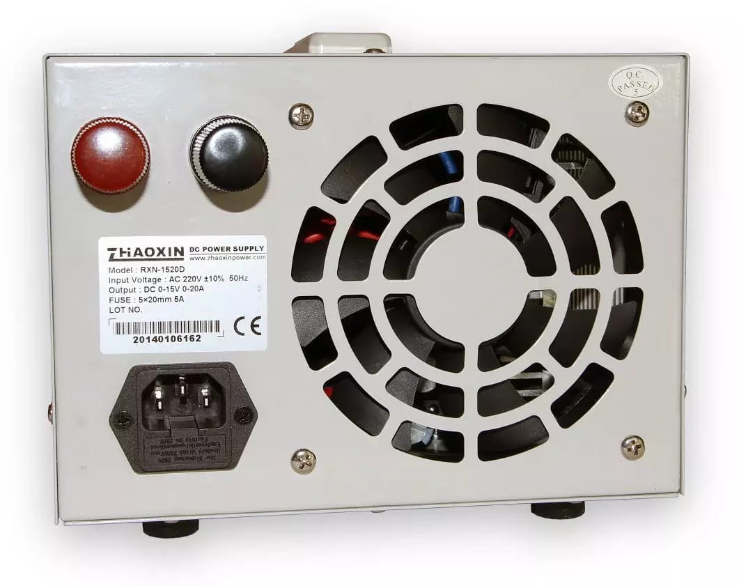 Labor-Netzgerät RXN-1520D 0-15V/20A – 2